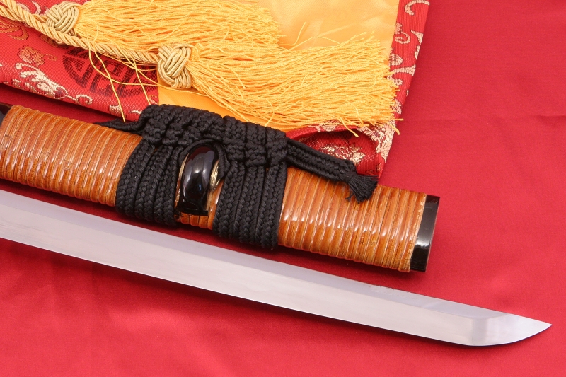 foto Wakizashi IWADE run kovan z oceli 1095 a relnm hamonem od firmy Kawashima