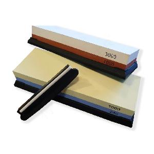 RISAM-sada-kamenu-pro-brouseni-nozu-vcetne-plastoveho-voditka