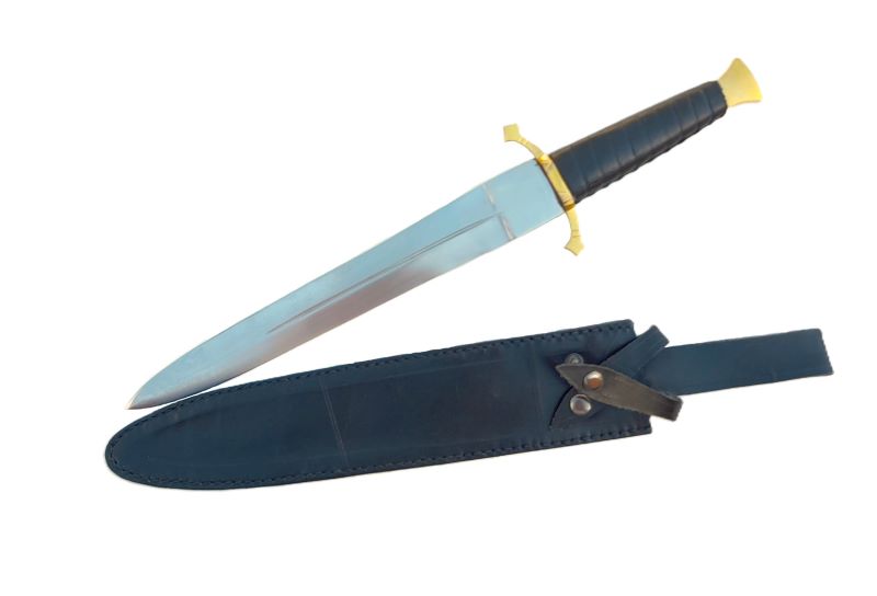 foto d�ka - se staro�itnou patinou